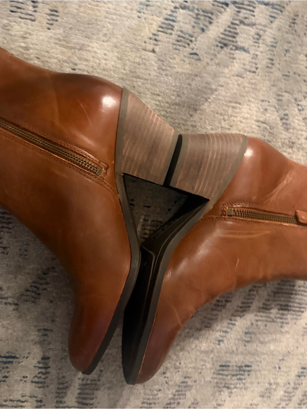 Frye Meghan Chestnut Brown Leather Ankle Booties with Block Heel. - Picture 14 of 16